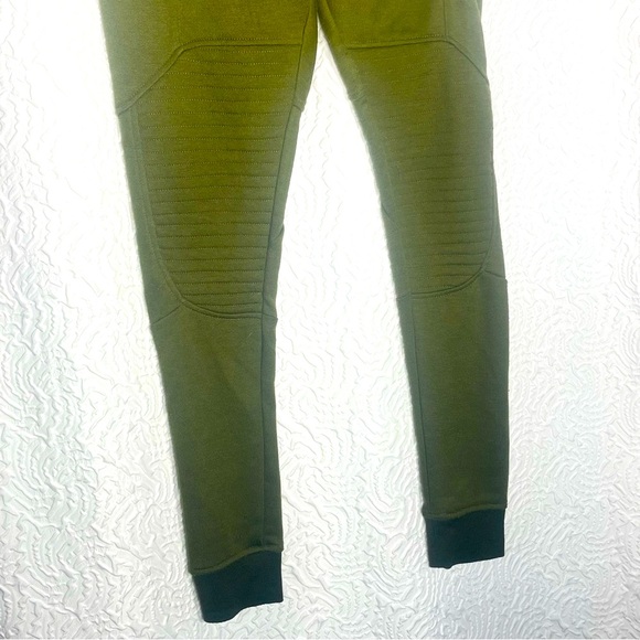 CCC Green Stitching Detailed Leggings - Size CLA - Picture 3 of 11